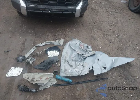 2018 Toyota Tundra Sr5 5.7L V8 z USA, uszkodzony, nr VIN 5TFDY5F18JX681217